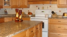 Wood Kitchen Cabinets