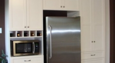 Custom Kitchen Cabinets